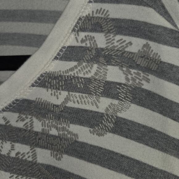 Style & Co Sport The Essential Sweatshirt Top Womens XL Gray Stripes Design - Picture 15 of 16